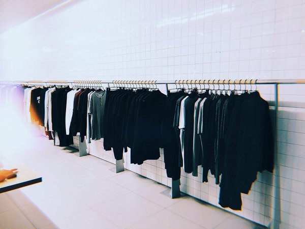 Vêtements de marque : pourquoi les acheter sur une boutique spécialisée ?
